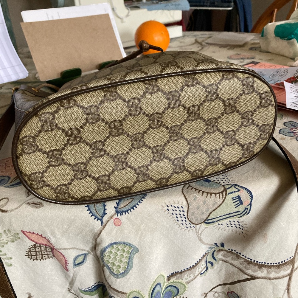 Vintage 1980s Gucci GG Canvas Brown Leather Drawstring Bucket Bag - Picture 8 of 10